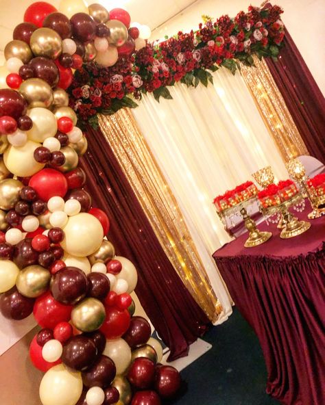 Gold And Burgundy Birthday Decorations, Burgundy Gold Backdrop, Burgundy And Gold Backdrop, Burgundy Decorations Party, Quince Decorations Burgundy, Burgundy Birthday Party Ideas, Burgundy Quinceanera Decorations, Burgundy Party Decorations, Burgundy Decorations