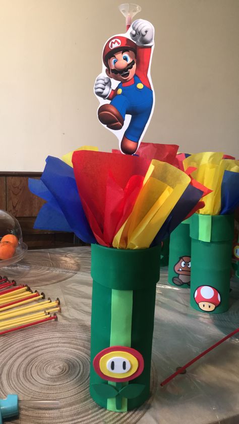 Super Mario Party Table Decorations, Super Mario Cricut Party Ideas, Mario Cards Diy, Super Mario Gift Basket, Mario Flag Pole Diy, Mario Sensory Bin, Super Mario Bros Party Ideas Decoration Diy, Mario Birthday Diy, Mario Party Centerpieces