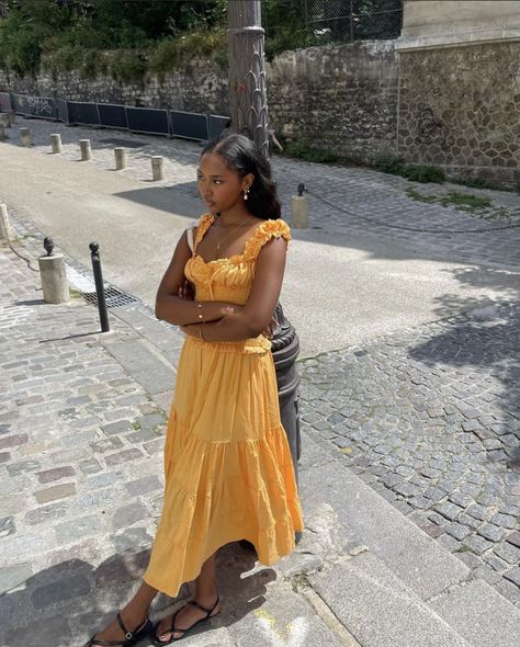 Island Outfits Black Women, Graduation Outfit Ideas For Guest Casual, Black Strappy Sandals Outfit, Yellow Dress Black Women, Island Outfit Ideas Black Women, California Vacation Outfits, Aesthetic Yellow Dress, Boho Black Women Aesthetic, Sundress Black Women