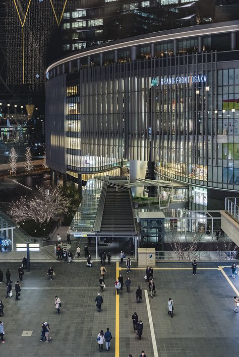 osaka station on night Night Instagram Story, Sky Pics, City Night, Japanese Aesthetic, Osaka, Instagram Story, Quick Saves, Instagram