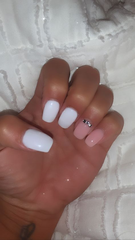 Whote nails. Nude nails. Rhine stones. J 34 pink Rhine Stone Nails, Nude Nails With Diamonds, Short Nude Nails, Coffin Gel Nails, Stone Nails, Pink Coffin, Nails Nude, Classy Aesthetic, Rhinestone Nails