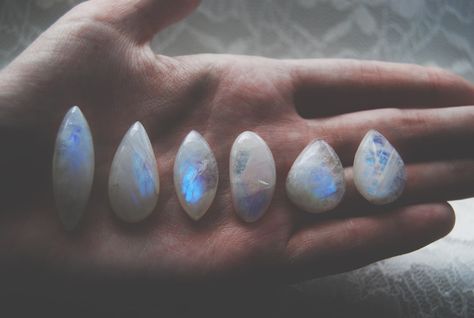 @GypsyGrrrl Moonstone Aesthetic, Gemstone Aesthetic, Blue Aesthetic Tumblr, Stone Aesthetic, Potion Making, Pillars Of Eternity, Pale Grunge, Moonstone Gemstones, Disney Au