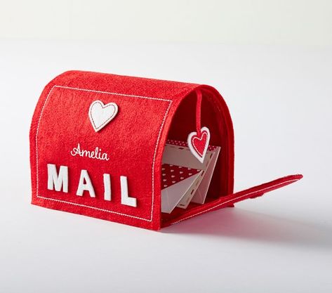 Diy Valentine's Mailbox, Whimsical Centerpiece, Diy Valentines Box, Valentine Mailbox, Valentine Day Boxes, Valentines Day Decor, Kids Candy, Mia 3, Gifts Baby