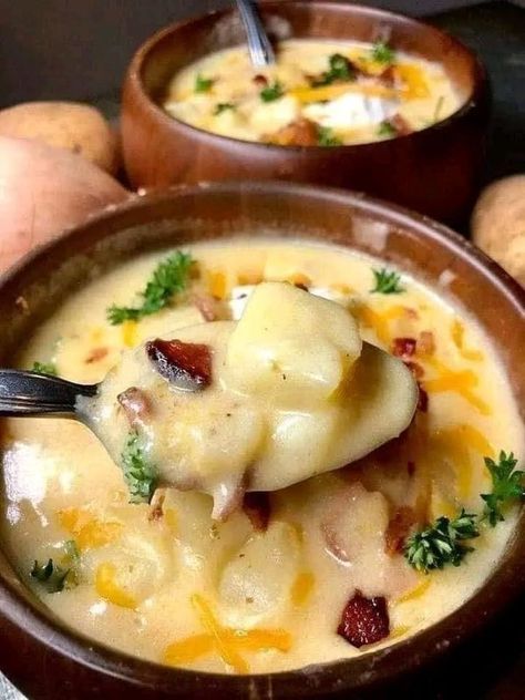 Simple & Grandma's Cooking Recipes | PLEASE S.A.Y SOMETHING, IT HELPS YOU CONTINUE SEEING MY POSTS | Facebook Fully Loaded Baked Potato, Loaded Baked Potato Soup Recipe, Homemade Potato Soup, Soup Maker Recipes, Baked Potato Soup Recipe, Warm Soup Recipes, Quick Soup Recipes, Soup Lovers, Cream Of Potato Soup