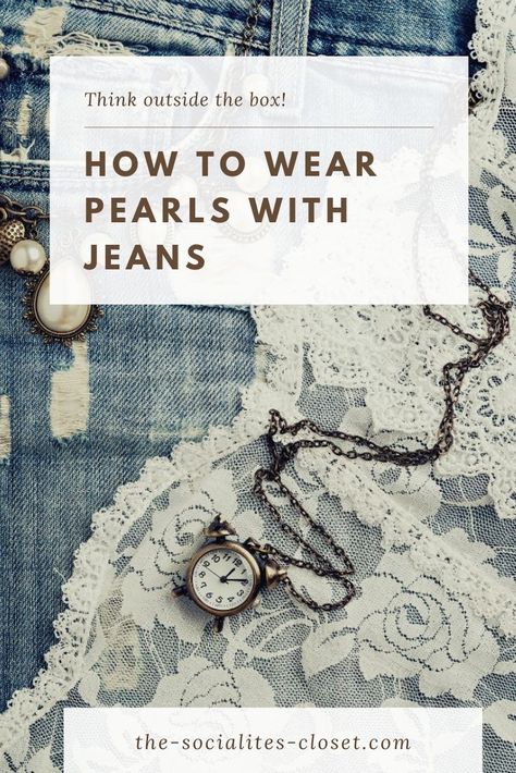 How to Wear Pearls with Jeans for a Casual Elegance #FashionTips #pearls #womenover40 Pearl Outfit Casual, How To Wear Pearl Necklace Casual, How To Wear Pearls Casual, How To Wear Pearls With Jeans, Pearl Necklace Outfit How To Wear, Outfits With Pearl Necklace Casual, Pearls Necklace Outfit Casual, What To Wear With Pearls, How To Style Pearl Necklace