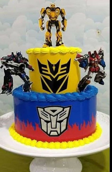 Transformers Buttercream Cake, Optimus Prime And Bumblebee Cake, Transformers Bday Cake, Rescue Bots Birthday Party Decorations, Trans Four Mer Birthday, Rescue Bots Birthday Cake, Transformer Party Ideas, Transformers Birthday Cakes, Optimus Prime Birthday Cake