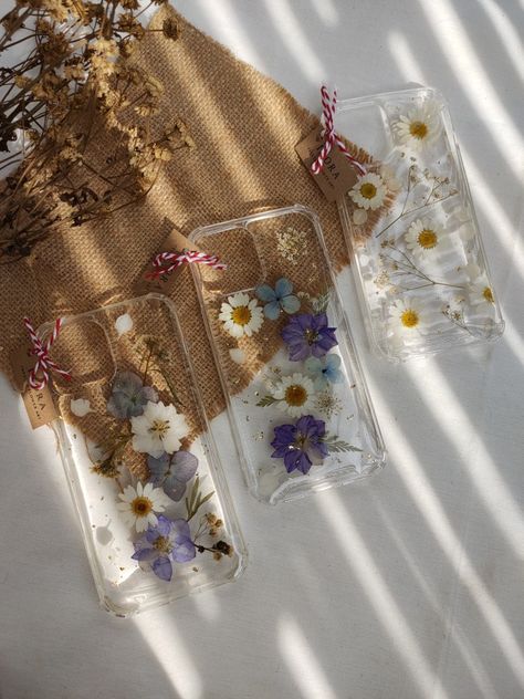 Aesthetic resin phone case Diy Resin Phone Case, Resin Works, Resin Phone Case, Pressed Flower Resin, Diy Phone Case Design, Family Clipart, Small Business Packaging Ideas, Diy Resin Projects, Mobile Cover