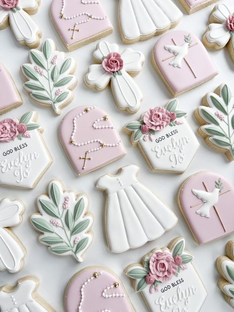 Baptism cookies, decorated sugar cookies, baptism baby girl Baptism Sugar Cookies Girl, Christening Cookies Girl, Baby Girl Baptism Cookies, God Bless Cookies, Girl Baptism Theme, Confirmation Cookies Decorated, Baptism Food Ideas, Baby Girl Baptism Ideas, Baptism Cookies Girl