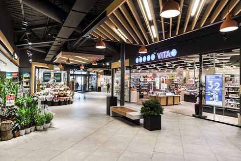 Grorud Kjøpesenter - shopping mall on Behance Comercial Interior Design, Mall Interior, Shopping Mall Interior, Terminal Bus, Shopping Mall Design, Mall Stores, Supermarket Design, Commercial Complex, Mall Design