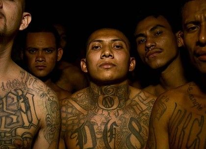 Men With Tattoos, Texas Prison, Gang Tattoos, San Pedro Sula, Street Tattoo, Documentary Movies, Gang Member, Boardwalk Empire, We Are The World