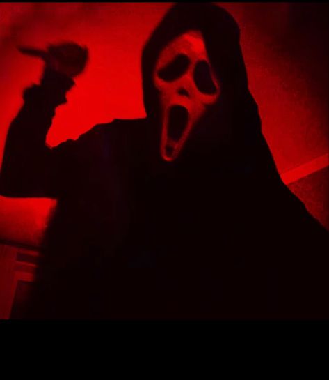 Ghost Face Red Aesthetic, Red Scream Mask, Ghost Face Astetic, Ghostface Red Aesthetic, Red Ghostface Wallpaper, I Put The Hot In Psychotic Aesthetic, Ghost Face Widget, Red Horror Aesthetic, Scream Pfp Aesthetic