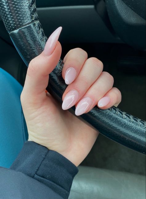 Short Oval Neutral Nails, Plane Nails Acrylic, Neutral Almond Shaped Nails, Neutral Nails Almond Shape, Plane Nails, Hoco Nail Ideas, Neutral Nails Almond, Nail Ideas Neutral, Vacation Nails Almond Shape