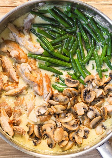 Chicken With Green Beans, One Skillet Chicken, Chicken Green Beans, Chicken Skillet, One Skillet, Skillet Chicken, Chicken Dishes Recipes, Green Bean, Poultry Recipes