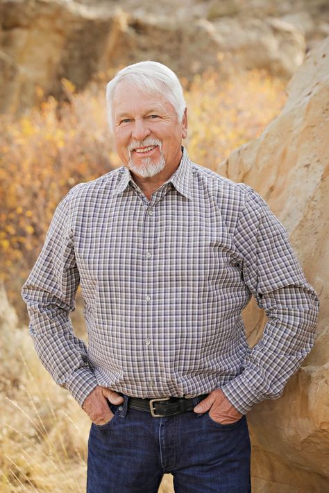 Fall Family Photo Session - Autumn - Outdoor - Billings - Phipps Park - Grass - Bushes - Rocks - Rims - Rimrocks - Headshot - Head Shot - Man - Portrait - Grandfather - Grandpa - Jeans - Plaid Shirt - Montana Family Photographer - Sara Nagel Photography Grass Bushes, Male Headshots, Headshot Poses, Billings Montana, Older Man, Man Portrait, Billings Mt, Montana Wedding, Photo Work