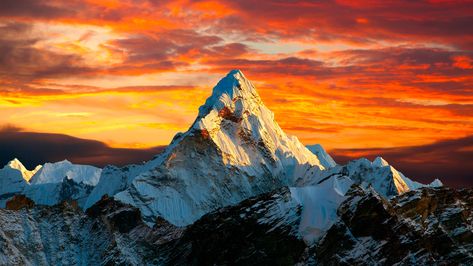 ama dablam 숲 사진, Monte Everest, Himalayas Mountain, Hd Wallpapers For Pc, Design Art Nouveau, Nature Hd, Mountain Wallpaper, Presets Lightroom, Cool Backgrounds