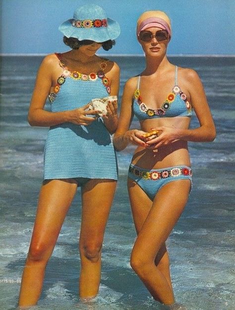 Bikinis Crochet, 60s 70s Fashion, Mode Crochet, Beach Fits, Vintage Swim, 70’s Fashion, Estilo Hippie, Vintage Swimwear, Vintage Swimsuits