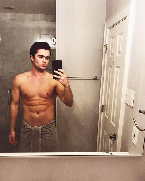 Spencer Boldman, Lab Rats, Attractive Guys, Cute Celebrity Guys, Cute Celebrities, Hottest Celebrities, Celebrities Male, Rats, Character Inspiration