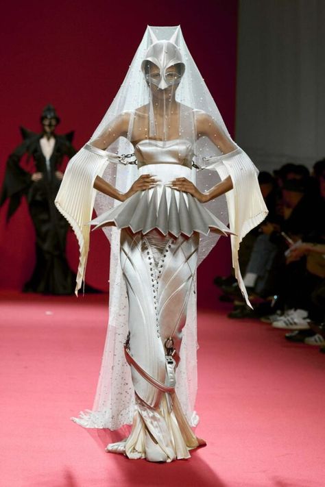 Robert Wun S/S 2024 Couture - Wun Hc S24 - 1 Robert Wun Haute Couture 2024, Robert Wun, 2024 Couture, Celebrity Stylist, Fashion Moodboard, Bleach Blonde, Valentines Day Weddings, Mood Board Fashion, Future Fashion