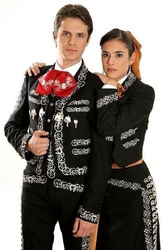 Mexican traditional custom wear. Latin Wedding, Mexican Wedding Dress, Mexican Traditions, Cute Couple Halloween Costumes, Mexican Outfit, Mexican Dresses, Mexican Culture, Mexican Style, Couple Halloween Costumes