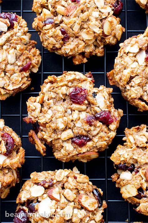 Trail Mix Cookies, Energy Bites Recipes, Healthy Cookie, Vegan Cookie, Vegan Oatmeal, Good Morning Breakfast, Healthy Vegan Desserts, Cookies Vegan, Healthy Cookie Recipes