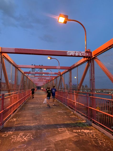 Williamsburg Nyc, Williamsburg Bridge, Total Eclipse, Camera Roll, Fair Grounds, Bridge, The Sun, New York, Sun