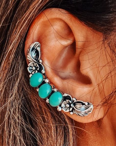 Southern Jewelry, Jewelry Facts, Ear Crawler, Multiple Earrings, Ear Climber, American Indian Jewelry, Popular Jewelry, Western Jewelry, See Me