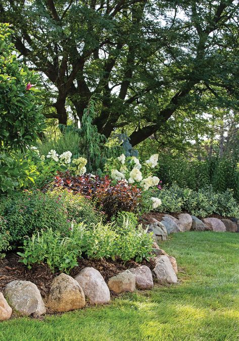 See How His Garden Grows - Midwest Home Front Yard Landscaping Stone Edging, Stone Edge Flower Bed, Rock Garden Bed Edging, Natural Garden Edging, Rock Lined Flower Bed, Flower Borders Garden, Garden Stone Border, Stone Borders Edging, 2024 Landscape Trends