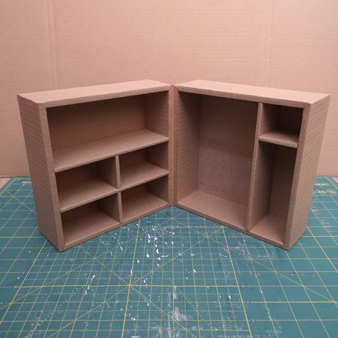 Cardboard Desk Organizer, Cardboard Shelves, October Diy, Making Boxes, Making Miniatures, Cardboard Organizer, Lap Book, Cardboard Craft, Desk Organization Diy