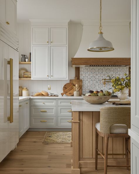 White tile backsplash kitchen