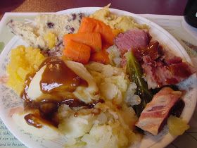 Canadian Meals, Jigs Dinner, Jiggs Dinner, Canadian Recipes, Newfoundland Recipes, Canadian Dishes, Cabbage Vegetable, Boiled Dinner, Labrador Canada