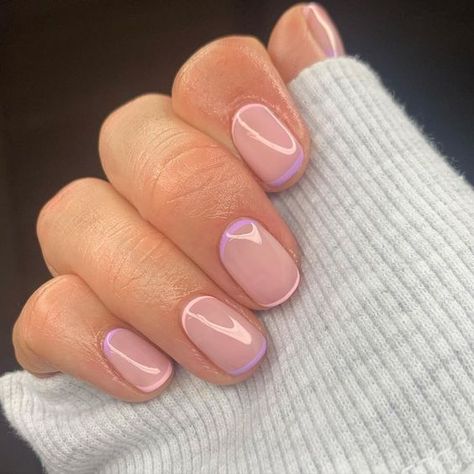 Biab French Manicure, Reverse Manicure French, Reverse Tip Nails, Gel Nails Ideas Spring Short, Reverse French Tip Nails, Nails Corte, Different French Manicure Ideas, Natural Nail Looks, Reverse French Tip