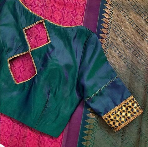 Pack Neck Blouse, Bride Blouse, Neck Blouse Designs, Blouse Designes, Simple Blouses, Blouse Designs High Neck, Saree Blouse Styles, Latest Blouse Designs Pattern, Aari Blouse