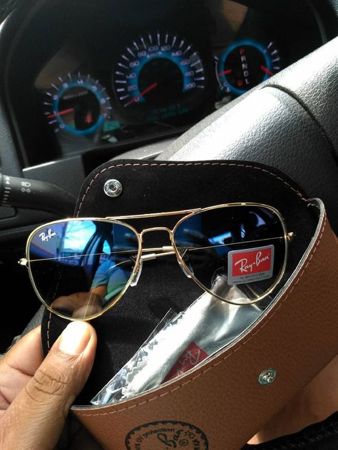 ray ban aviador semi espelhado azul. - óculos ray-ban Stylish Glasses, Eye Glasses, Ray Ban, Ray Bans, Square Sunglass, Zara, Sunglasses, Nike, Quick Saves