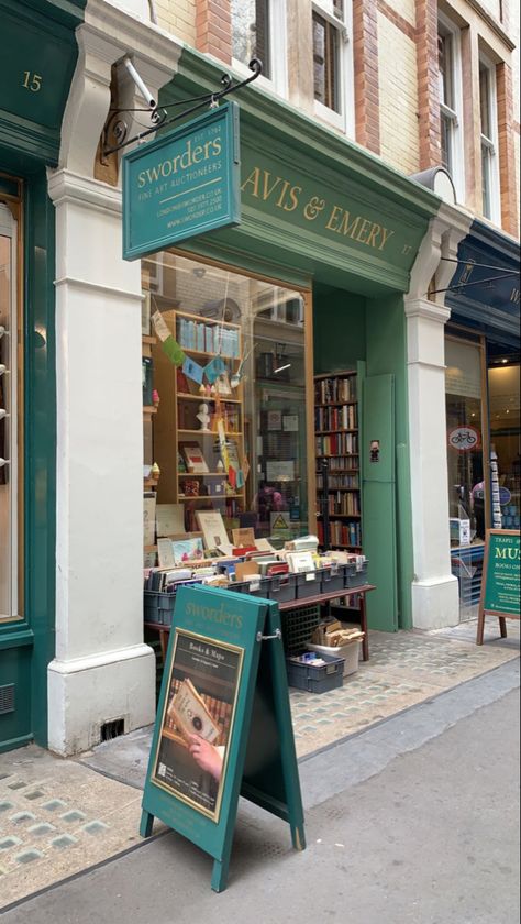 English Bookstore Aesthetic, European Bookstore Aesthetic, Small Book Store Ideas, Coastal Bookstore, Dreamy Bookstore, Bookstore Owner Aesthetic, Cafe Bookstore Aesthetic, Small Bookstore Aesthetic, Cozy Bookstore Aesthetic