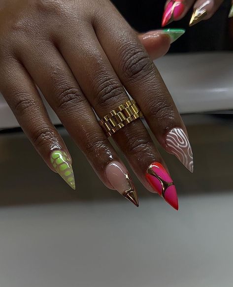 Easy Colorful Nail Designs, Stiletto Summer Nails Design, Almond Nails Abstract, Different Nails On Each Hand, Dope Nail Designs Almond, Abstract Almond Nails, Oval Nail Designs, Lime Green Nails Black Women, Texture Nails