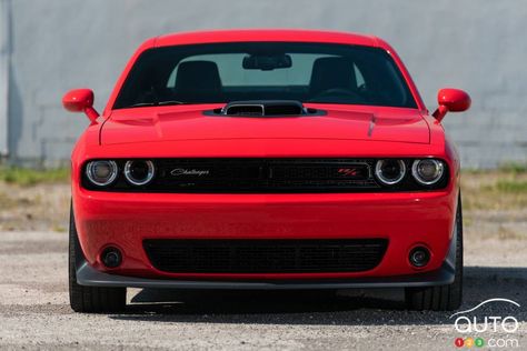 2015 Dodge Challenger RT Scat Pack pictures - 2015 Dodge Challenger RT Scat Pack front view Dodge Challenger Rt, Challenger Rt, 2015 Dodge Challenger, Scat Pack, Dodge Challenger, Front View, Dodge, Cars