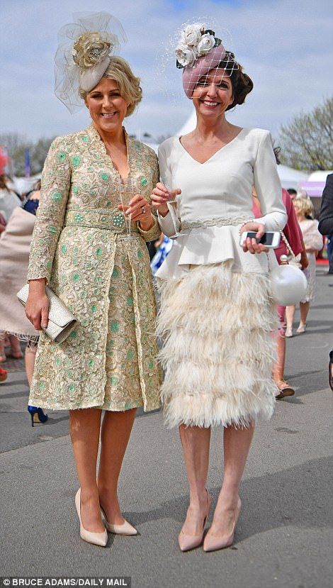 Kentucky Derby Attire, Ascot Outfits, Derby Attire, Race Day Fashion, Lace Outfits, Church Suits And Hats, Derby Outfits, Mother Of Bride Outfits, Lace Dress Design