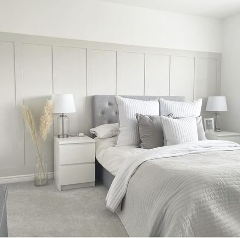 Grey Bed And Panelling, Behind The Bed Panelling, Bedroom Panelling Wall Ideas, Bedroom Ideas Grey Headboard, Grey And Cream Bedroom Ideas, Gray Carpet Bedroom Ideas, Cotswold Bedroom, Tranquil Decor, Grey Panelling