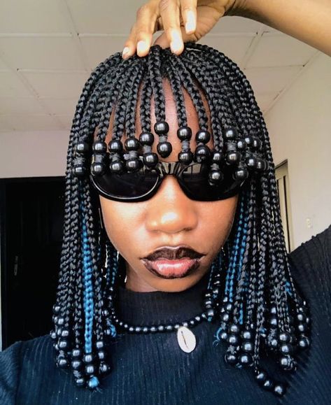 Cornrows Natural Hair With Beads, Braided Bangs With Beads, Fringe Braids For Black Women, Braids Bangs Black Women, Braids With Fringe Black Women, Fringe Braids, Black African Hair, Beaded Braids, Braided Bangs Hairstyles