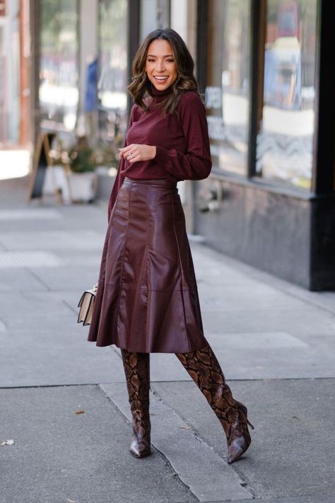 Burgundy Skirt Outfit Fall, Burgundy Skirt Outfit, Skirt Outfit Fall, Fall Workwear, Leather Skirt Outfit, Burgundy Outfit, Skirt Outfits Fall, Burgundy Skirt, Midi Skirt Outfit