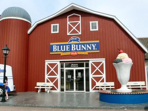 Blue Bunny Ice Cream, Iowa Road Trip, Farm Town, Iowa Travel, Iowa Farms, Sioux City, Blue Bunny, Roadside Attractions, All I Ever Wanted