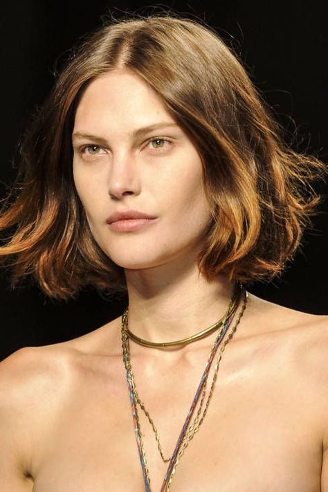 Catherine Mcneil, Wavy Bob Hairstyles, Short Hair Trends, Wavy Bobs, Good Hair Day, Shoulder Length Hair, Hair Today, Great Hair, Layered Hair