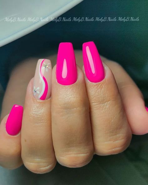 Fuchsia Nail Designs, Fuschia Nails Gel, Fushia Nail Designs Ideas, Fushia Nail Color, Solar Nail Designs, Fuchsia Nails, Accent Nail Art, Solar Nails, Hair Pics