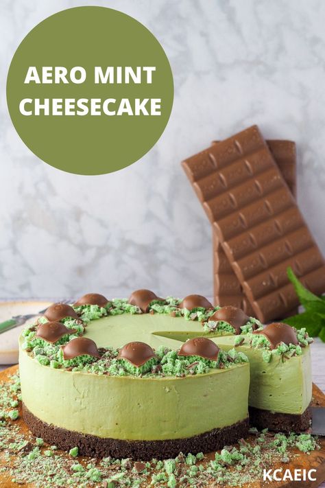 This decadent no-bake Aero mint cheesecake combines a buttery chocolate cookie base with a creamy mint chocolate cheesecake filling and pretty Aero mint topping. Choc Mint Cheesecake No Bake, Choc Mint Cheesecake, Mint Aero Cheesecake, Aero Cheesecake, Chocolate Mint Cheesecake, Unique Cheesecake Recipes, Unique Cheesecake, Traybake Cake, Mint Chocolate Cheesecake