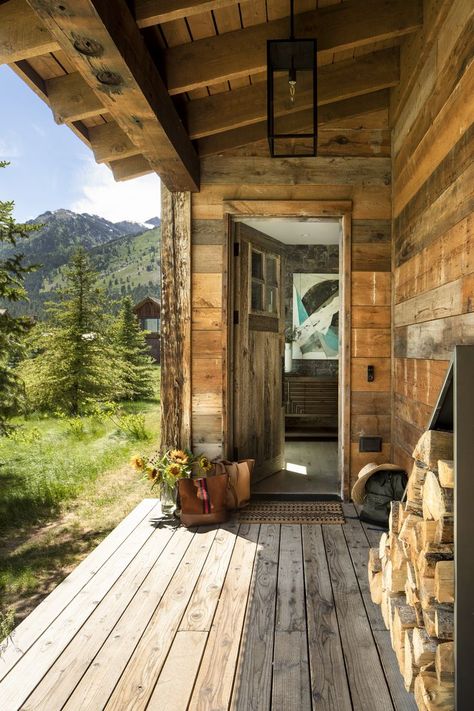 Western Homestead, Wyoming Homes, Wyoming Cabin, Jackson Hole Vacation, Light Entryway, Wyoming House, Mountain Property, Devney Perry, Natural Stone Backsplash