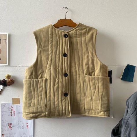 Sarah Johnson on Instagram: "The Quilted Gilet in 8oz tan twill. 💛🙏 for those who like to look like they fly fish. 🎣☝️ A new one for this months batch opening. Born from a few suggestions from you all. I will also offer it in ecru in the drop down menu but we haven’t made up a sample as of yet. The indigo and charcoal/navy versions will still be available too as well as most other pieces from the archive. 💙🙏 #uniform #everyday #fishing" Quilted Gilet, Diy Vest, Indigo Quilt, Indigo Linen, Navy Linen, Diy Vetement, Quilted Vest, Vest Pattern, Mens Outfit Inspiration