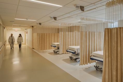 On The Right Track® cubicle curtains at Eastern Maine Medical Center. Ward Room, Design Clinic, Hospital Floor Plan, Doctor Office Design, Hospital Curtains, Patient Satisfaction, Clinic Decor, Clinic Interior, Hospital Architecture