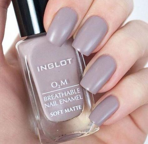 10 of The Best Halal Nail Polish Brands - Eluxe Magazine #NailColorTrends Inglot Nail Polish, Halal Nail Polish, Fingernails Painted, Nail Polish Hacks, Nail Color Trends, Glitter Gel Polish, Nail Polish Brands, Glitter Gel Nails, Vegan Nail Polish