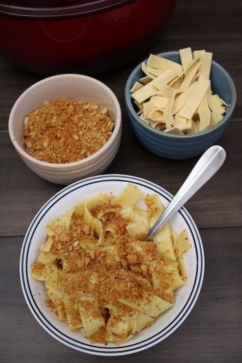 buttered noodles, bread crumbs, and dry noodles Bavarian Inn Buttered Noodles, German Buttered Noodles, Butter Noodles Recipe, Thanksgiving For Two, Buttered Noodles Recipe, Bavarian Recipes, Cracker Toppings, German Food Authentic, Meal Train Recipes