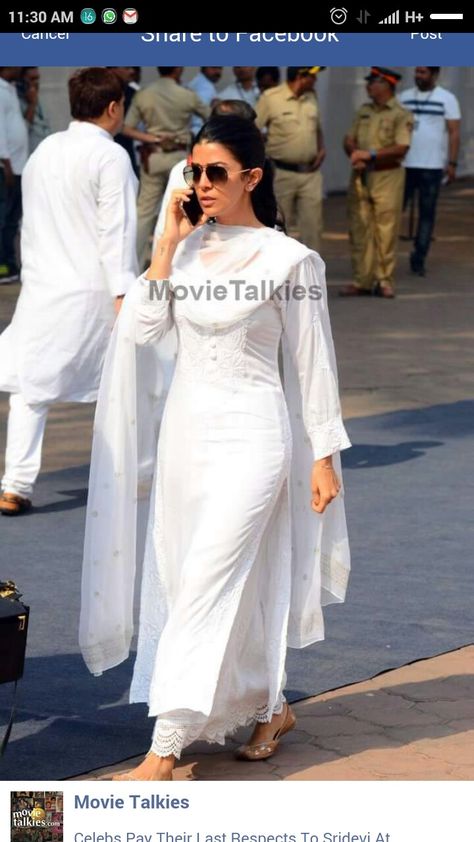 white kurta palazo  in most elegant way White Cotton Suits For Women Indian, White Suits For Women Indian Casual, White Kurta Styling Ideas, White Kurta Outfit, White Kurta Outfits Women, White Suits For Women Indian, White Suit Designs, White Indian Suit, White Kurti Designs